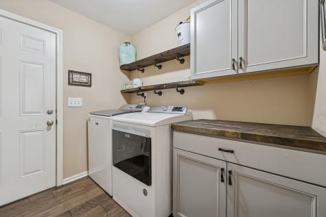 1676 Center Star Road Columbia TN 38401