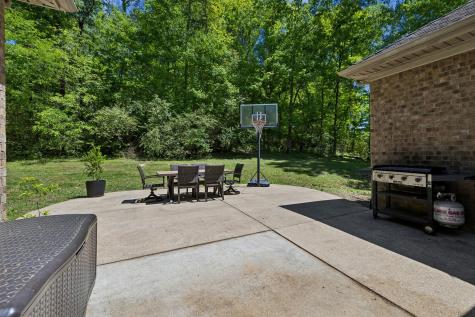 1676 Center Star Road Columbia TN 38401