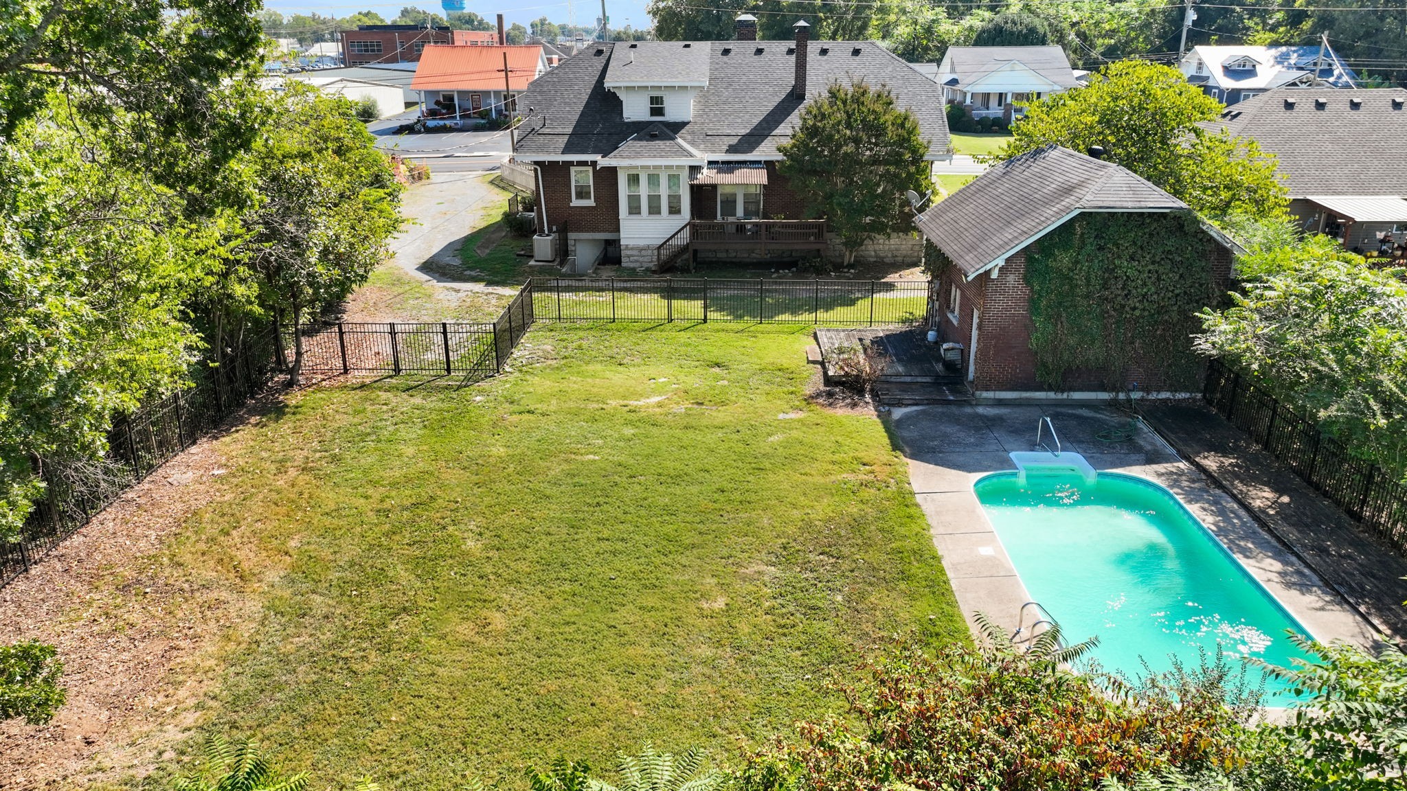 527 Deery Street Shelbyville TN 37160