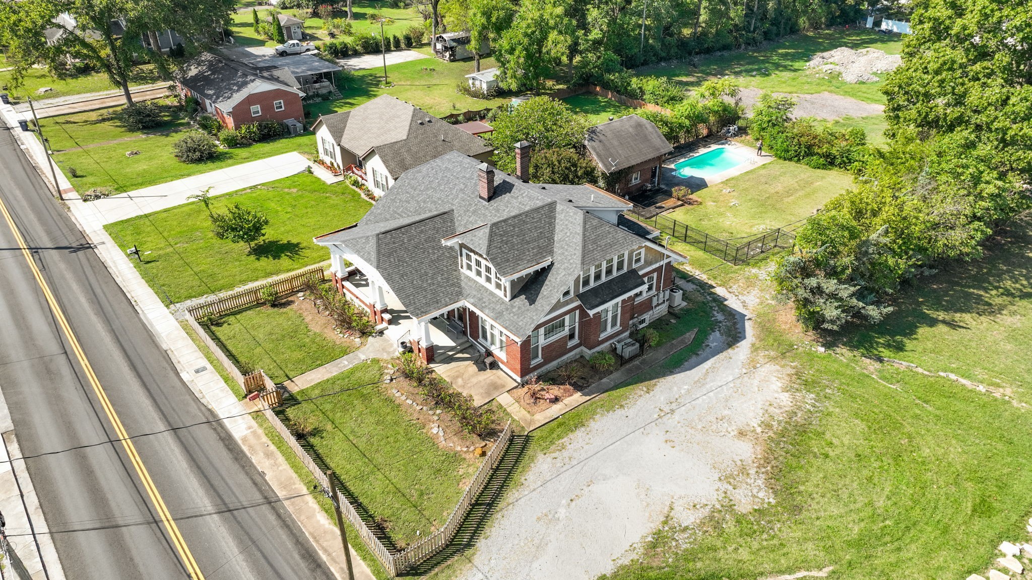 527 Deery Street Shelbyville TN 37160