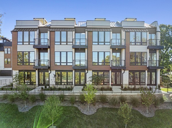 106 Grizzard Avenue Nashville TN 37207