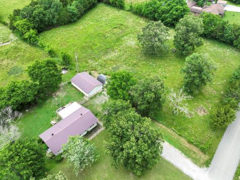 1077 Weeks Road Murfreesboro TN 37127