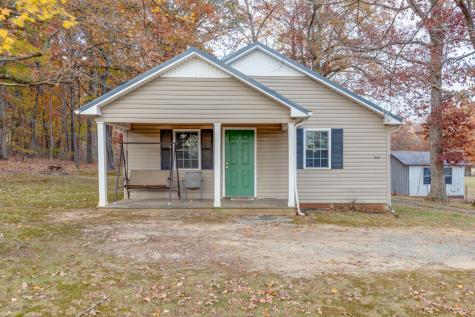 704 Pond Road Dickson TN 37055
