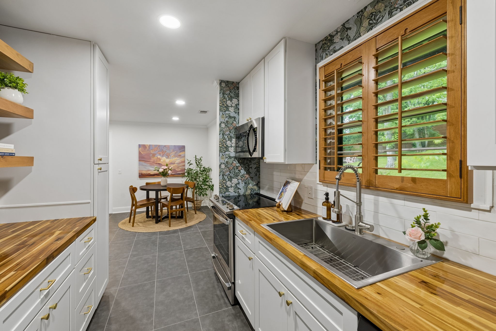 5104 Greentree Drive Nashville TN 37211