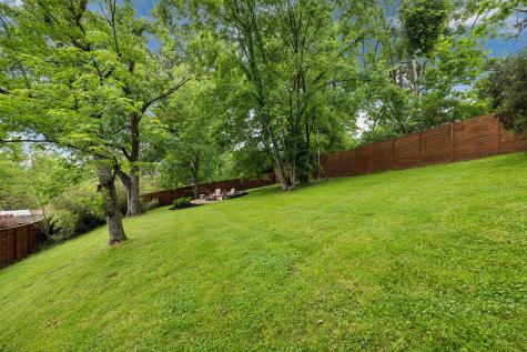 5104 Greentree Drive Nashville TN 37211
