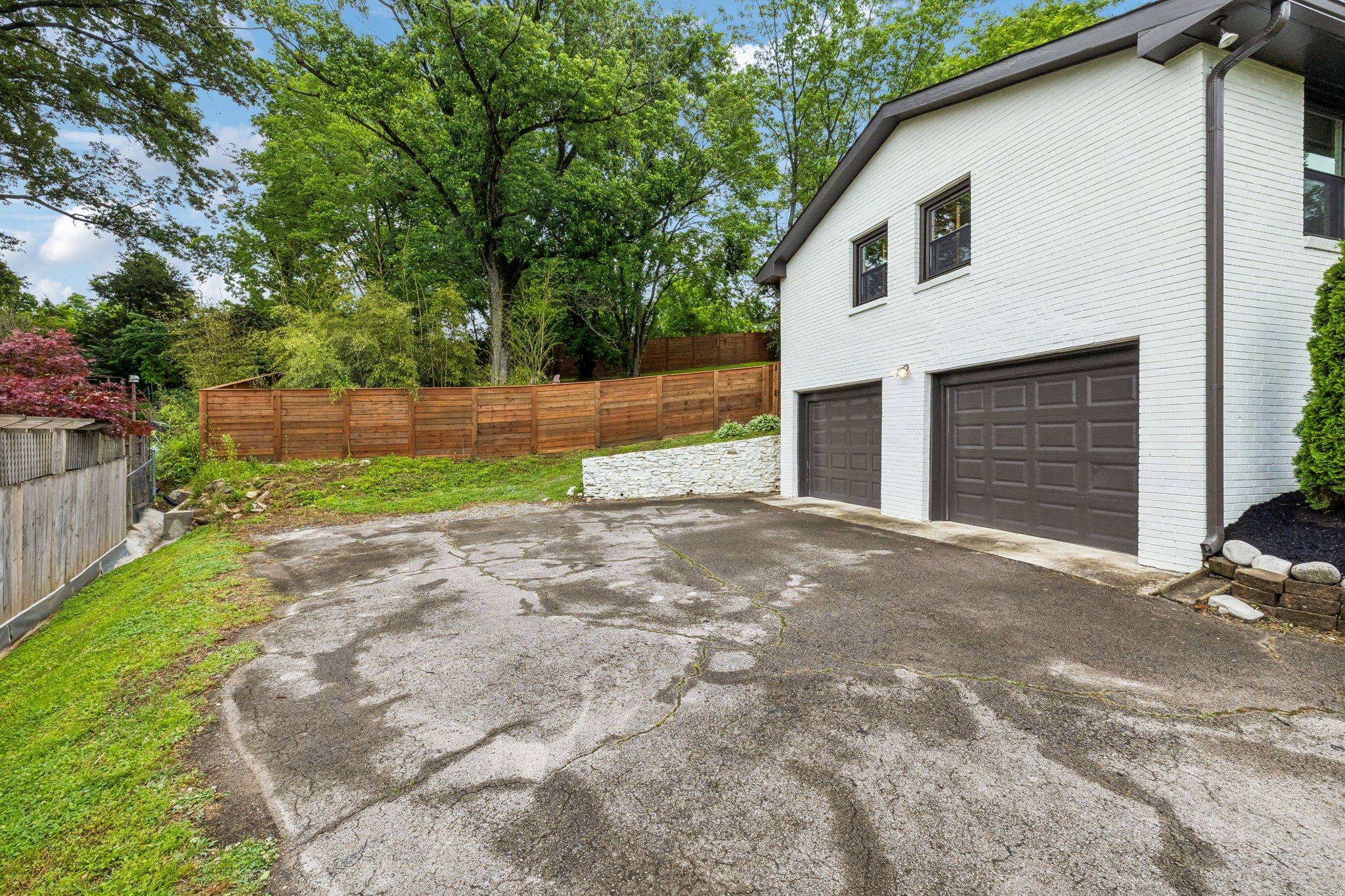 5104 Greentree Drive Nashville TN 37211