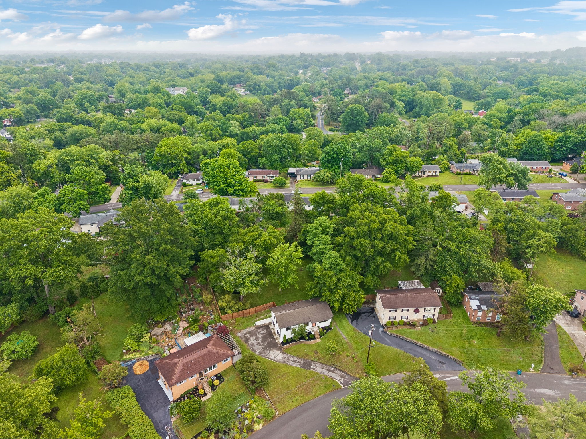 5104 Greentree Drive Nashville TN 37211