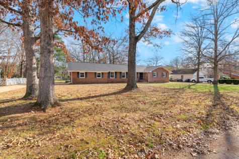 518 Sharondale Drive Tullahoma TN 37388