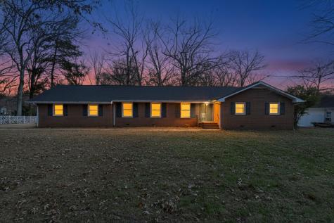 518 Sharondale Drive Tullahoma TN 37388