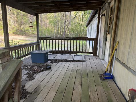 215 Frederick Loop Linden TN 37096