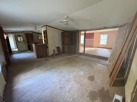215 Frederick Loop Linden TN 37096