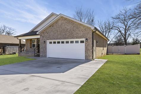 33 Rogers Drive Manchester TN 37355