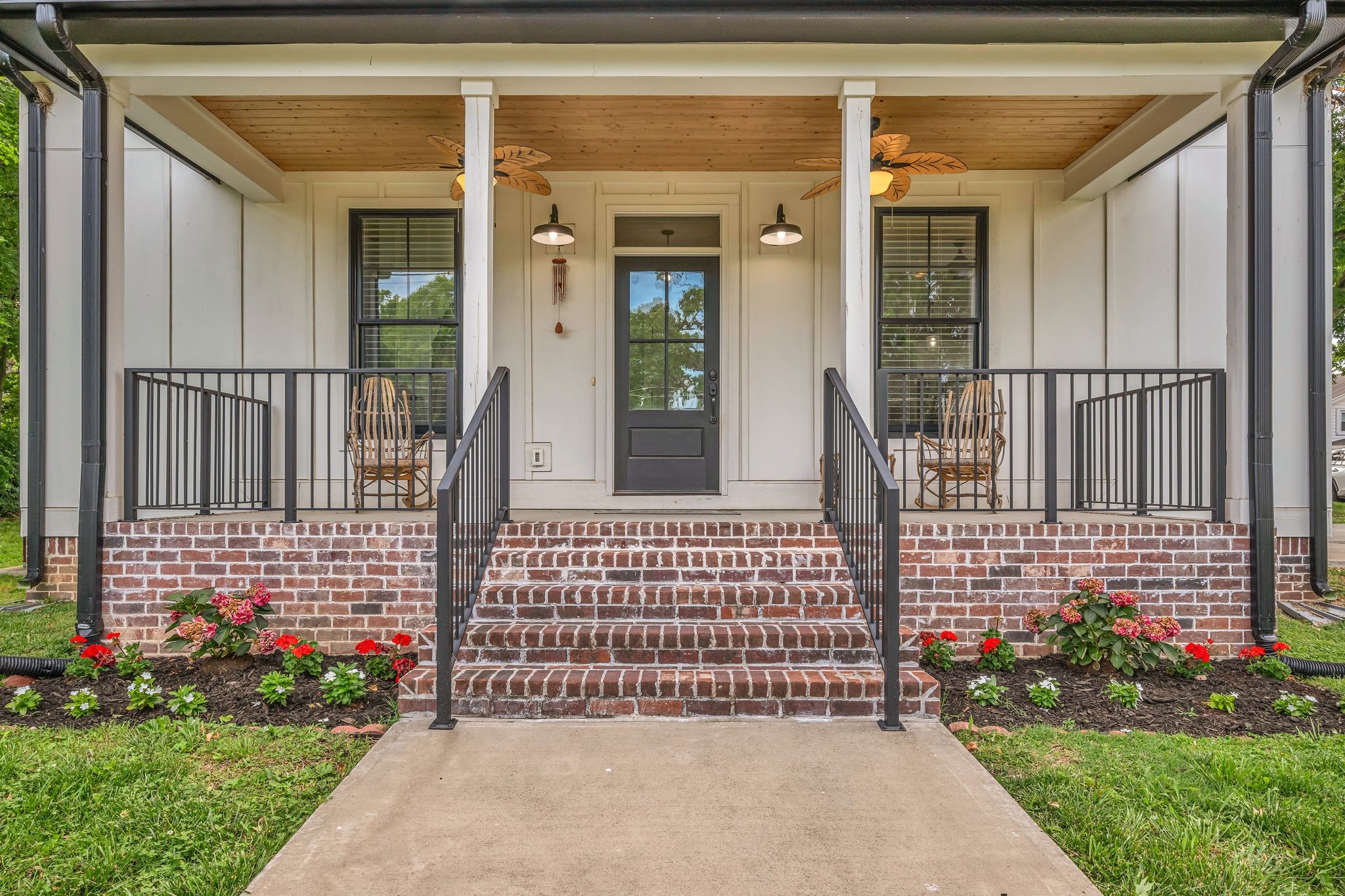 219 Mccreary Heights Dickson TN 37055