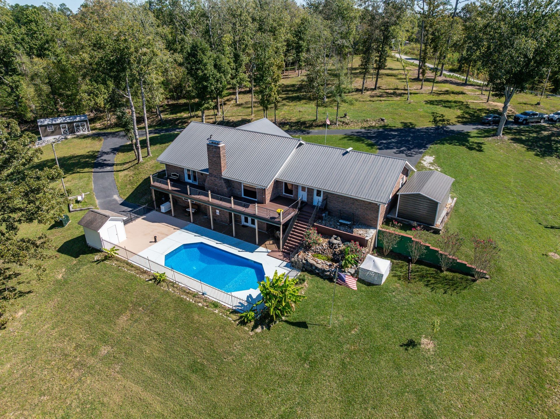 2743 Mouse Tail Road Parsons TN 38363