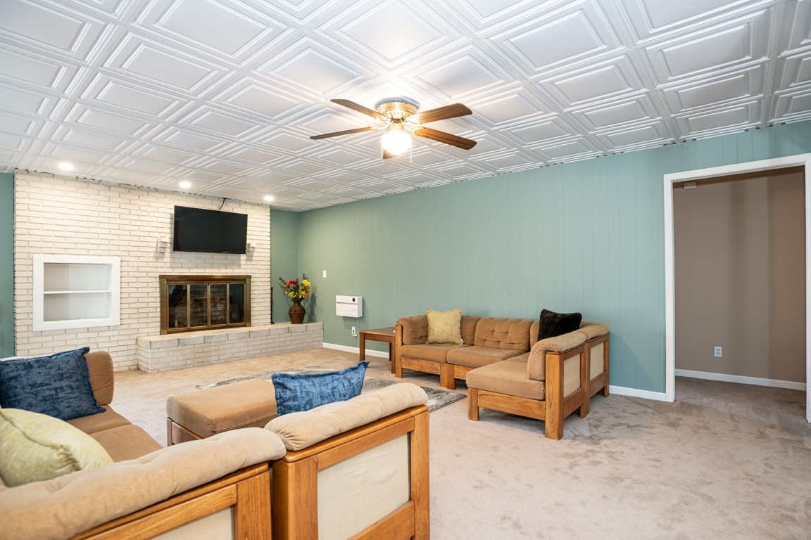 2743 Mouse Tail Road Parsons TN 38363