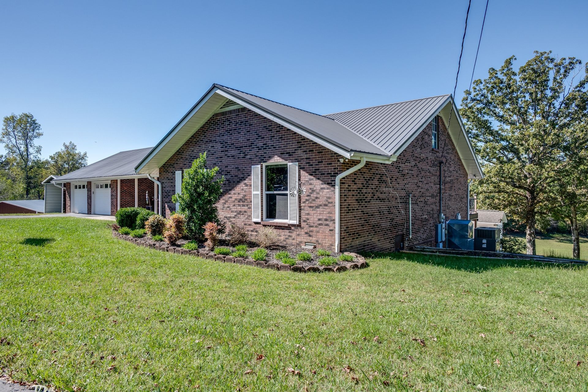 2743 Mouse Tail Road Parsons TN 38363