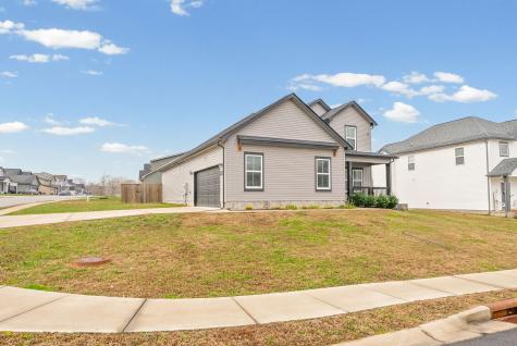 501 Bloomington Trace Clarksville TN 37042