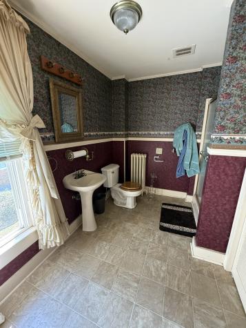 527 7th St, S Mayfield KY 42066