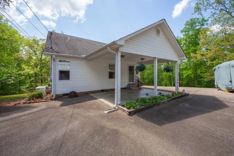 455 Madison Circle Parsons TN 38363