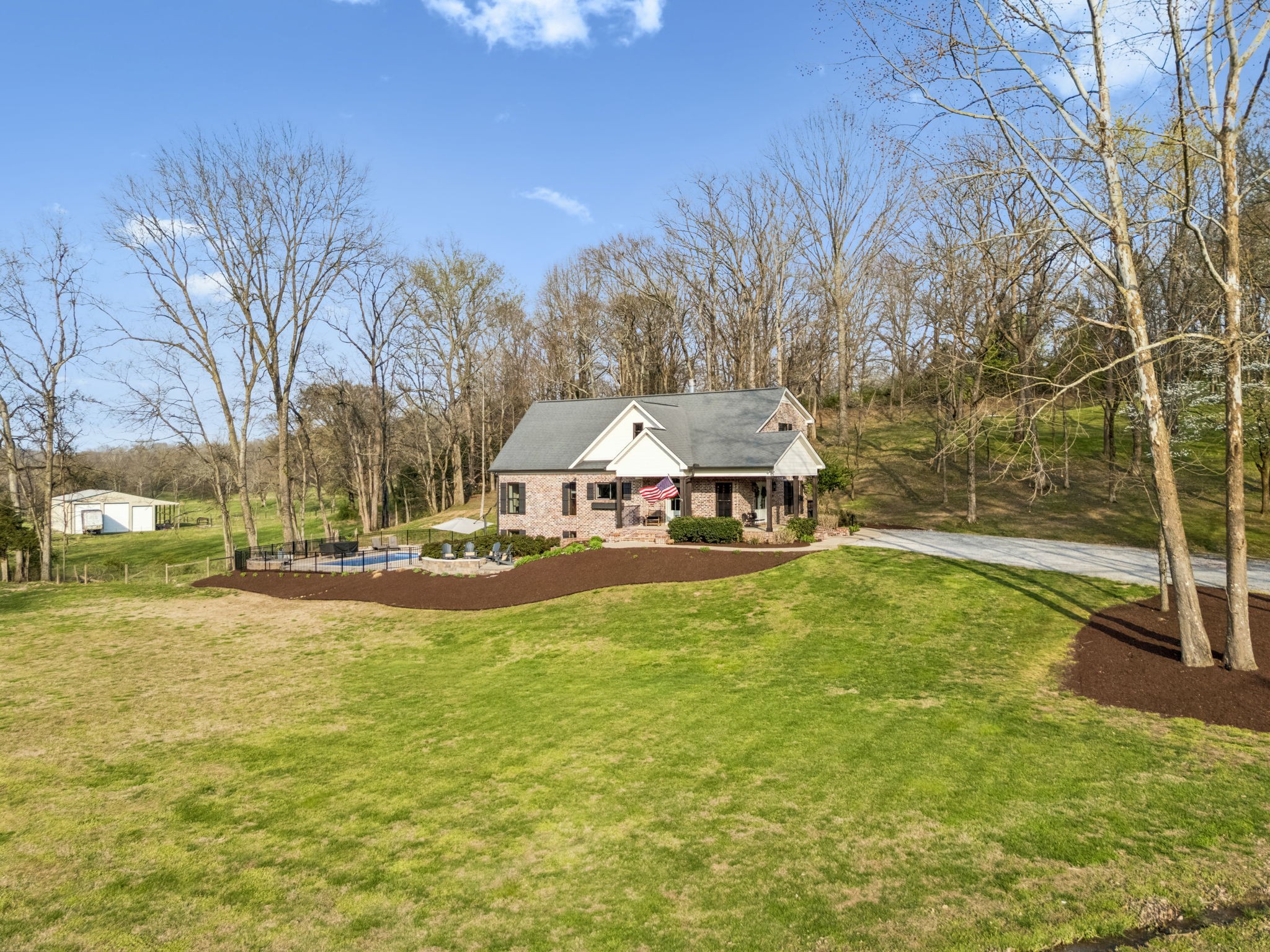 4694 Bennett Hollow Road Thompsons Station TN 37179