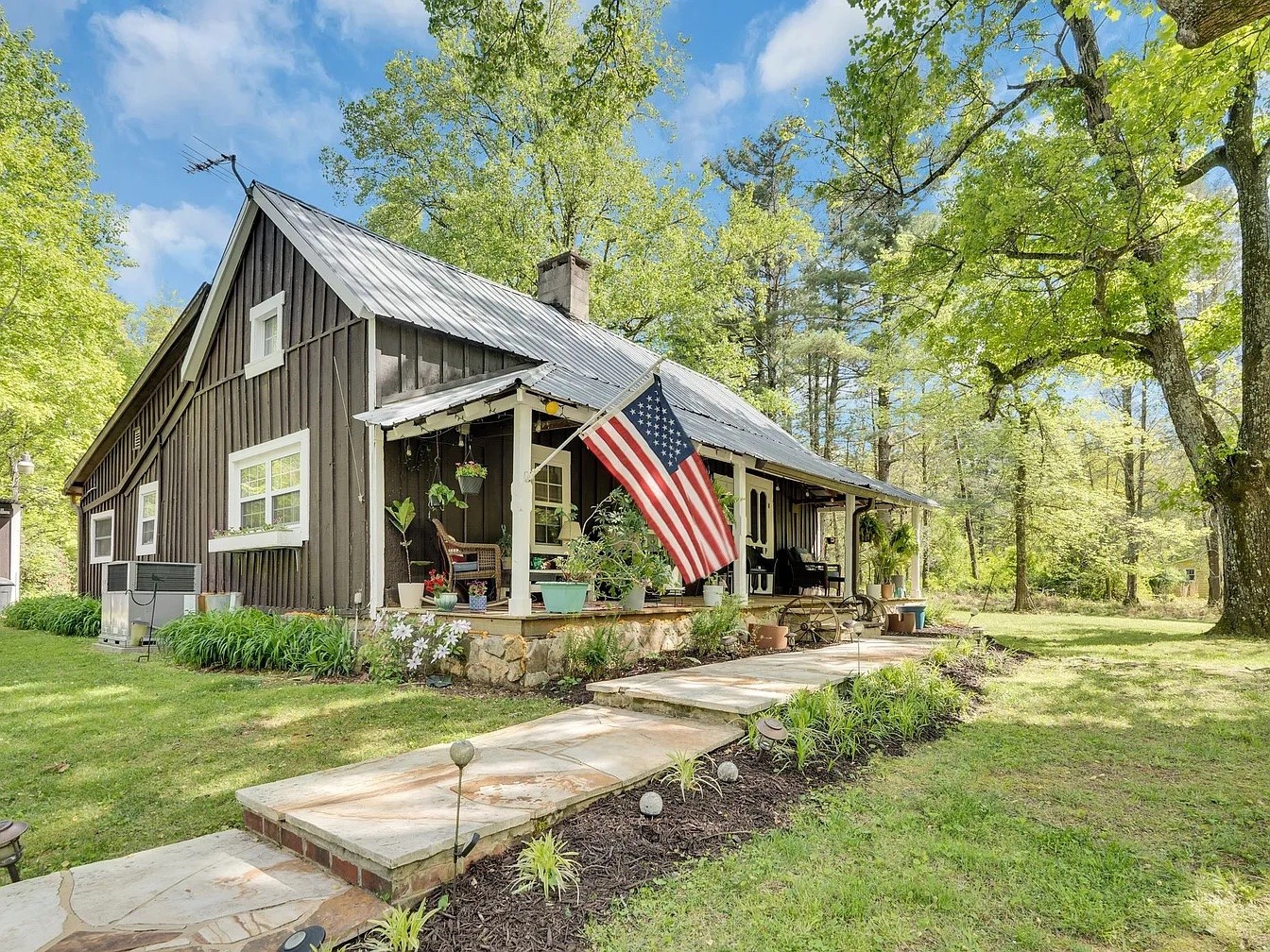 767 Sherwood Road Sewanee TN 37375