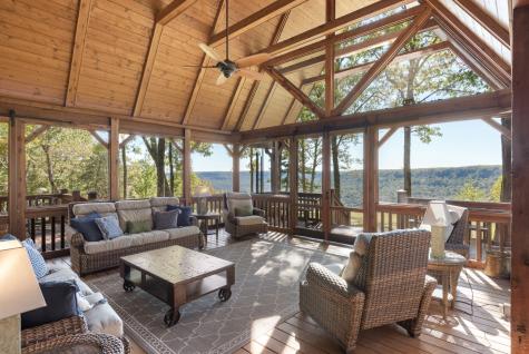 1517 Laurel Lake Drive Monteagle TN 37356