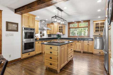 1517 Laurel Lake Drive Monteagle TN 37356