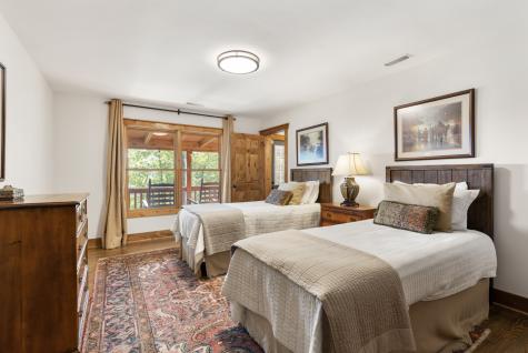 1517 Laurel Lake Drive Monteagle TN 37356