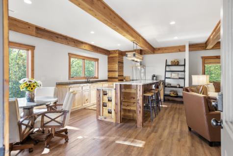 1517 Laurel Lake Drive Monteagle TN 37356