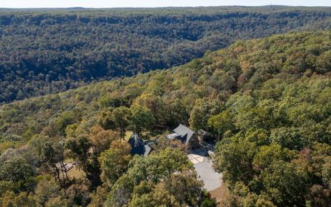 1517 Laurel Lake Drive Monteagle TN 37356