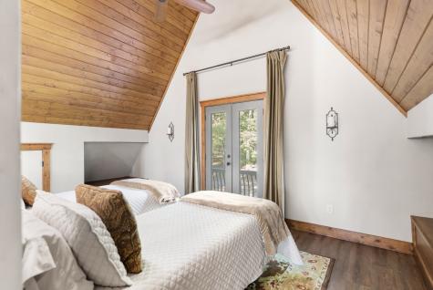 1517 Laurel Lake Drive Monteagle TN 37356