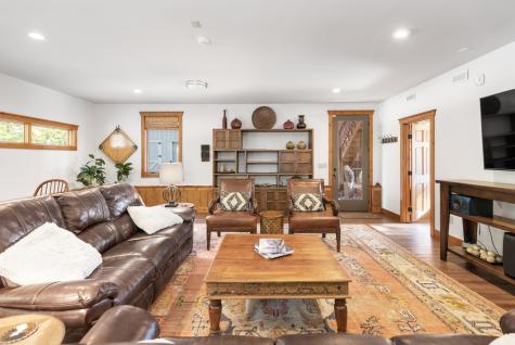 1517 Laurel Lake Drive Monteagle TN 37356