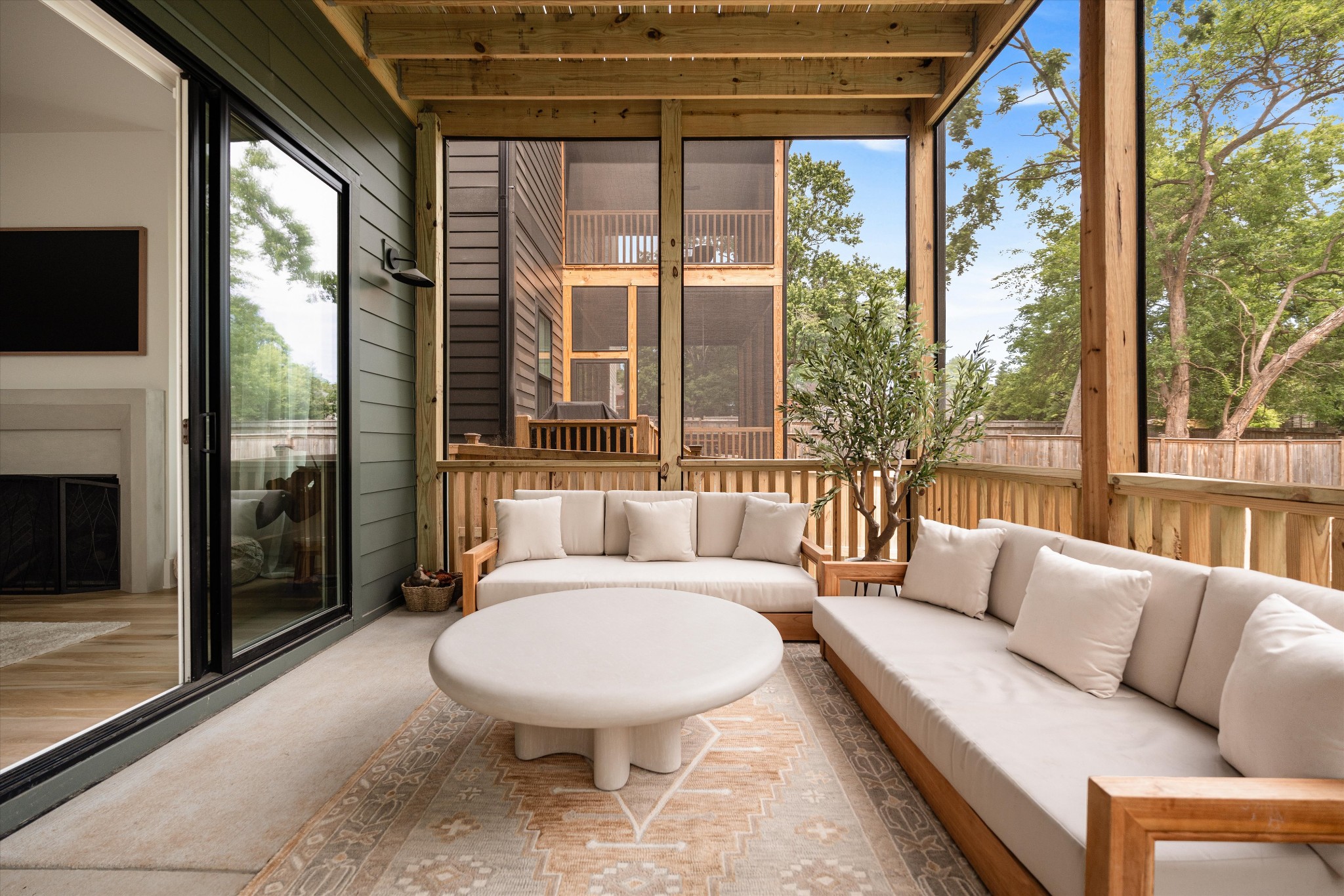 2429B Chapman Drive Nashville TN 37206