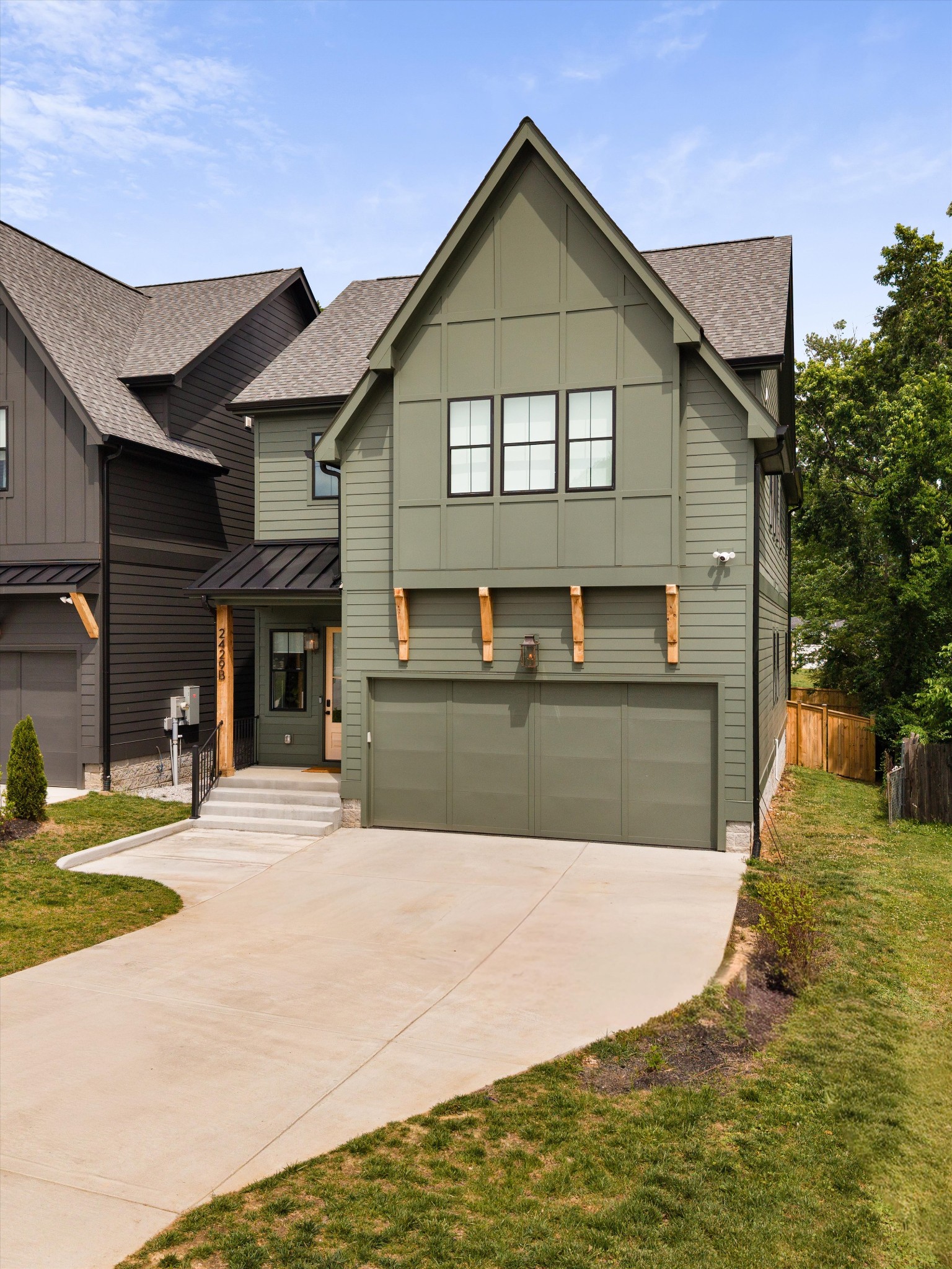 2429B Chapman Drive Nashville TN 37206