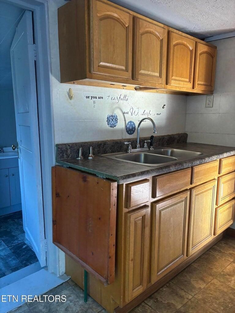 146 Toomey Lane Madisonville TN 37354