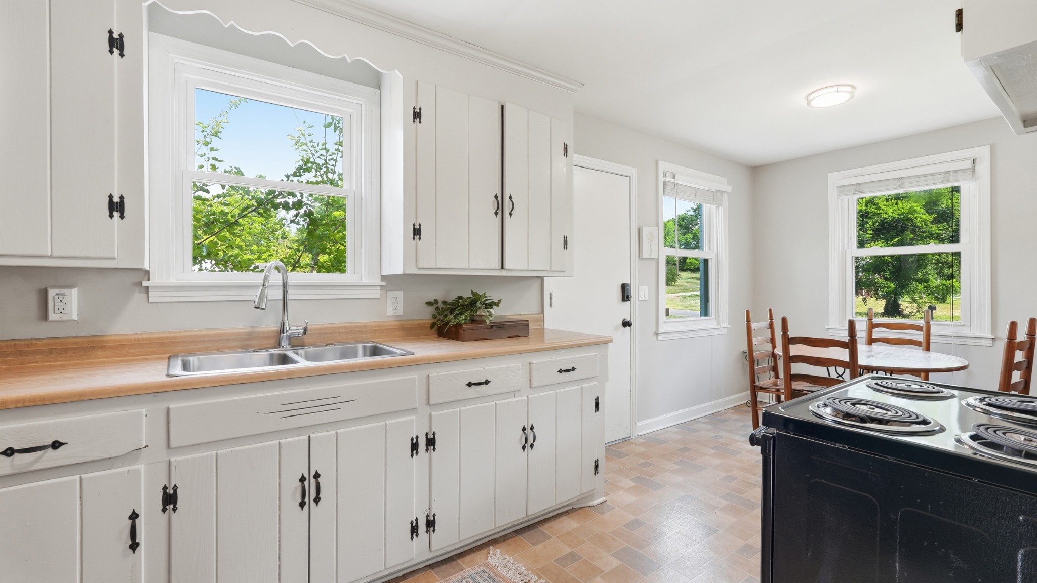 368 Oakview Drive Nashville TN 37207