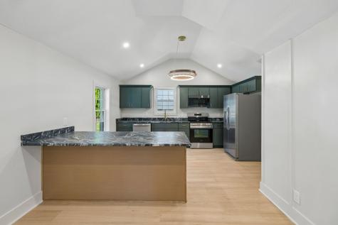 1010 43rd Ave, N Nashville TN 37209