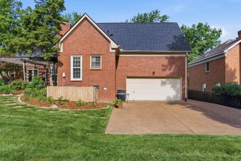 1413 Hampshire Place Nashville TN 37221