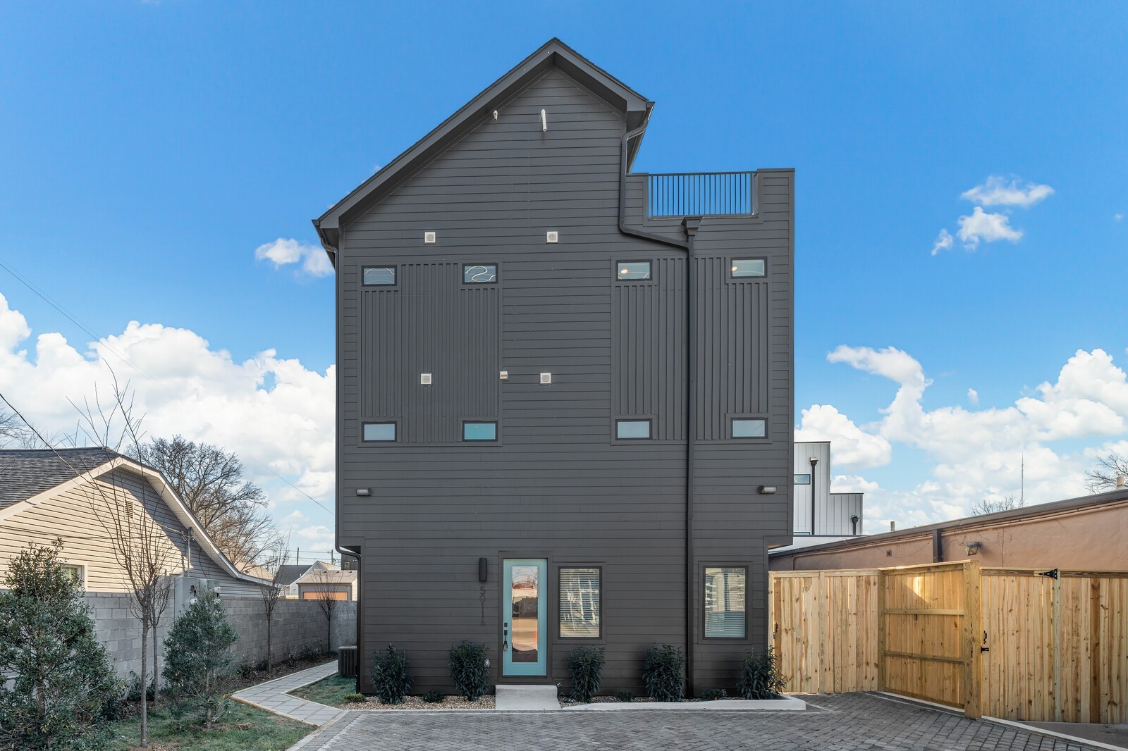 5011C Illinois Avenue Nashville TN 37209