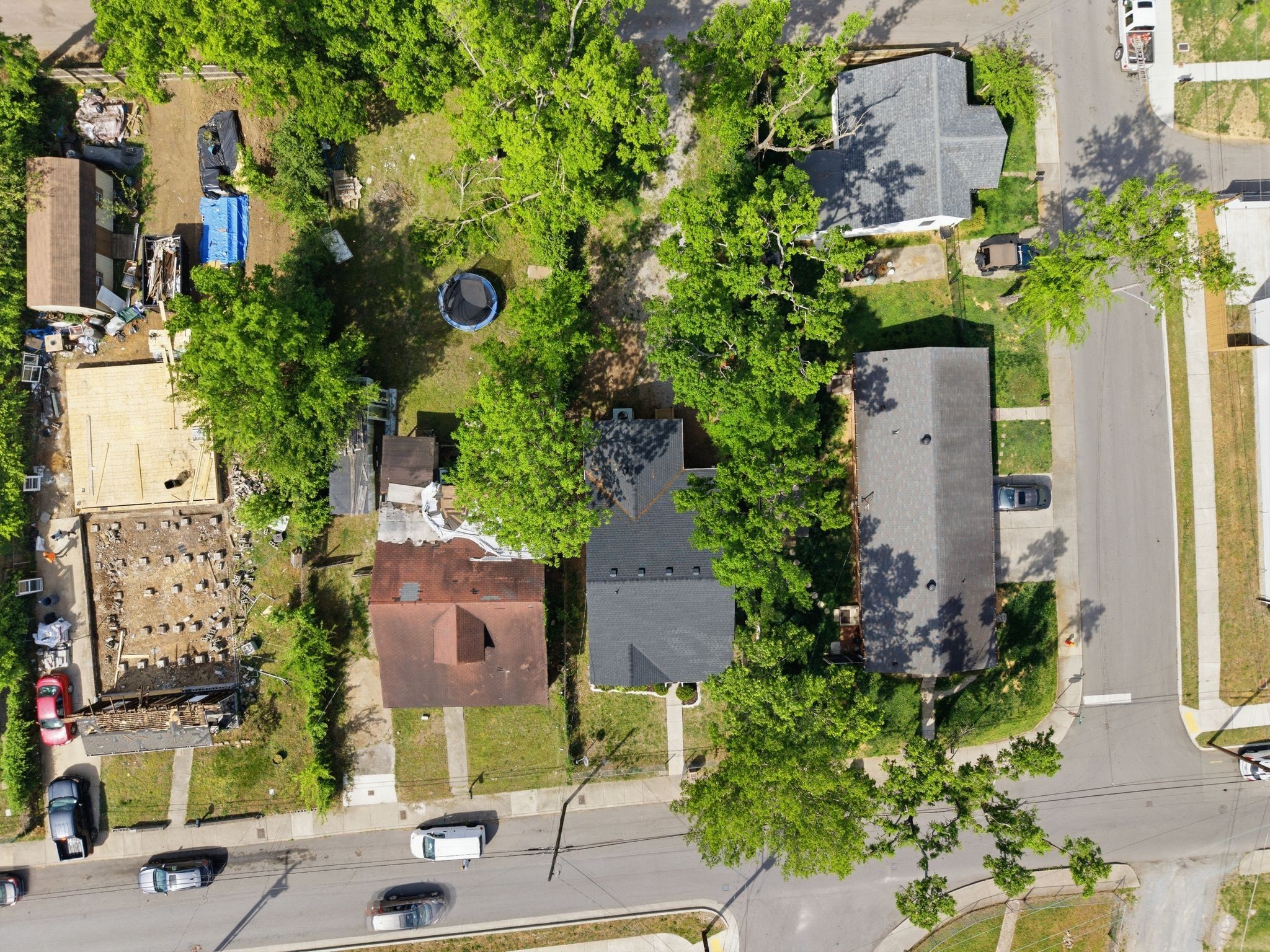 737 25th Ave, N Nashville TN 37208