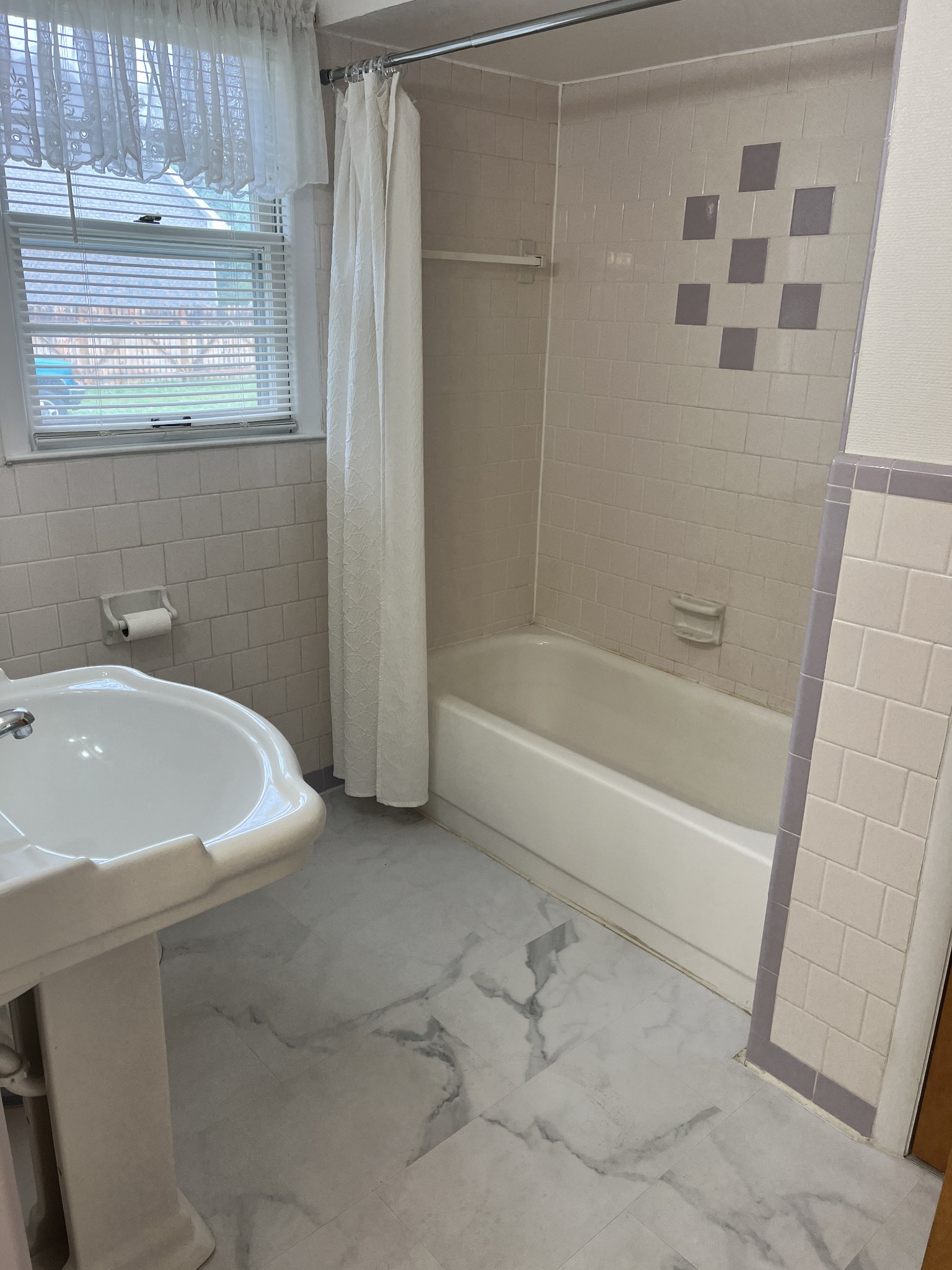 102 Gwen Avenue Gallatin TN 37066