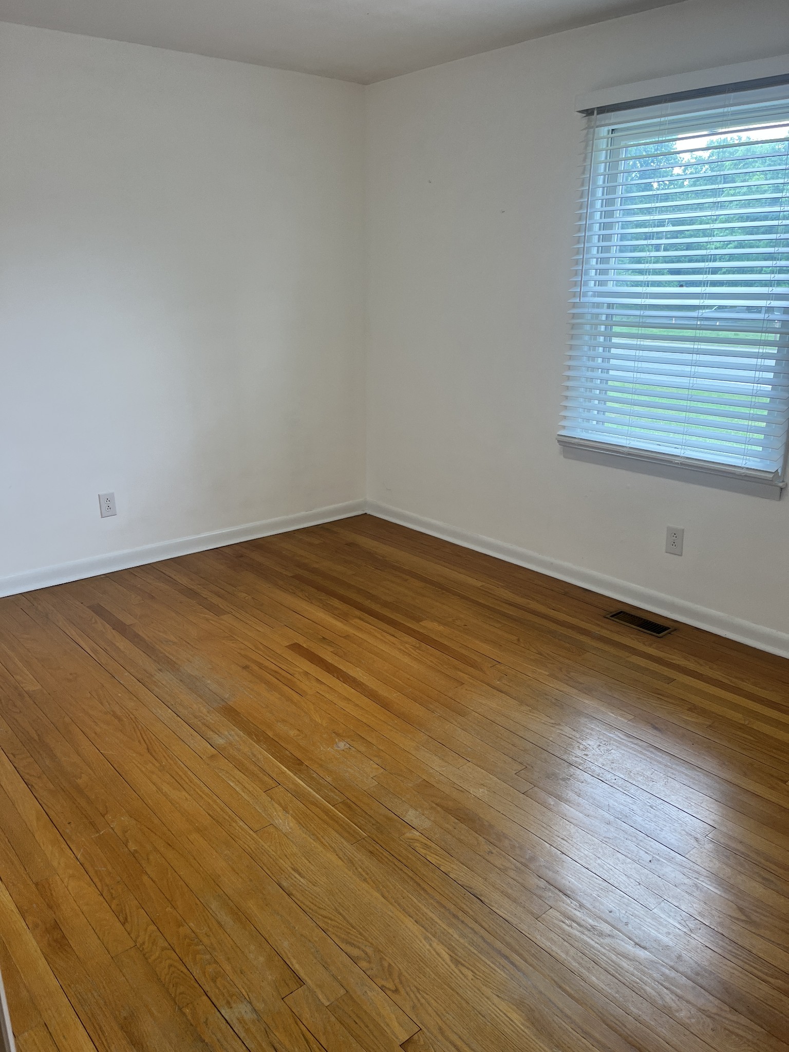 102 Gwen Avenue Gallatin TN 37066