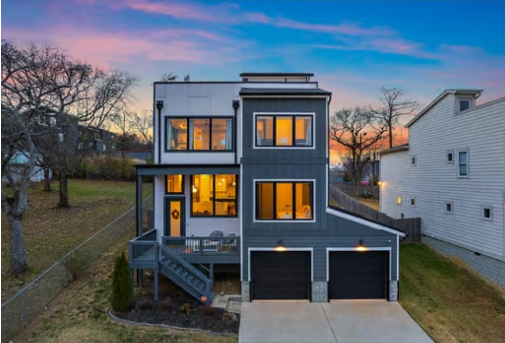 1255 N Avondale Circle Nashville TN 37207