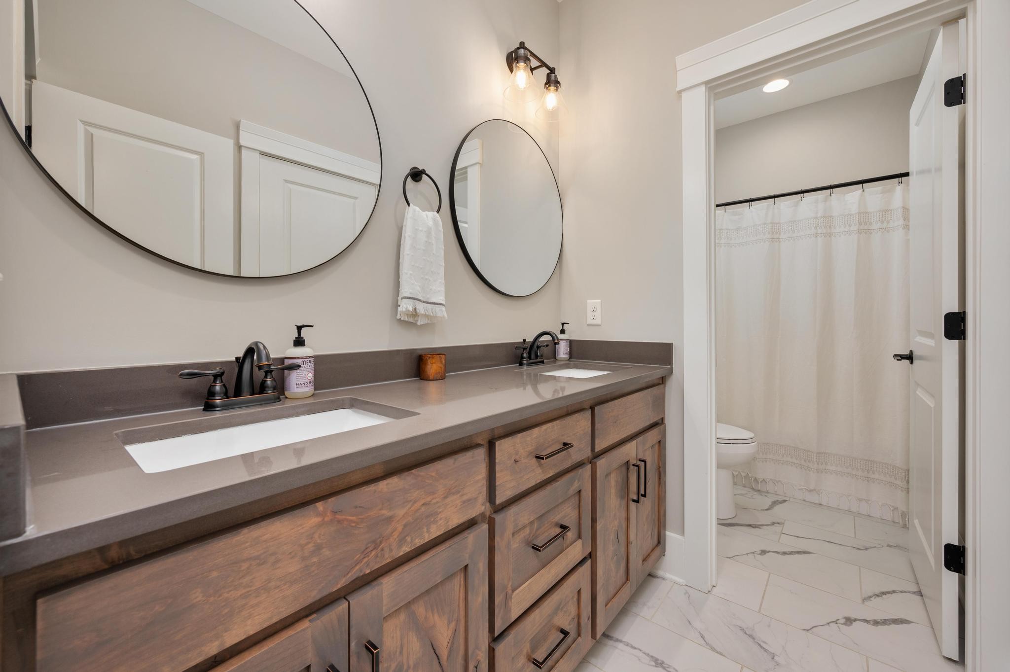 185 Mitchell Smith Lane Woodbury TN 37190