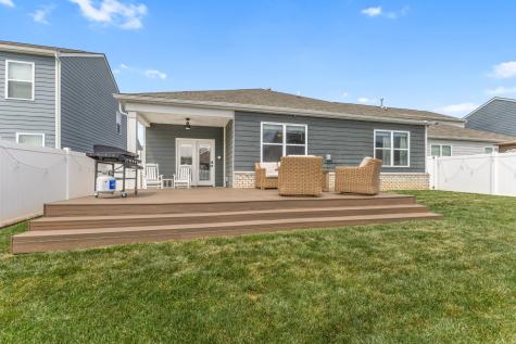 2055 Tate Farm Lane White House TN 37188
