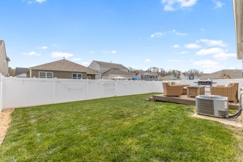 2055 Tate Farm Lane White House TN 37188