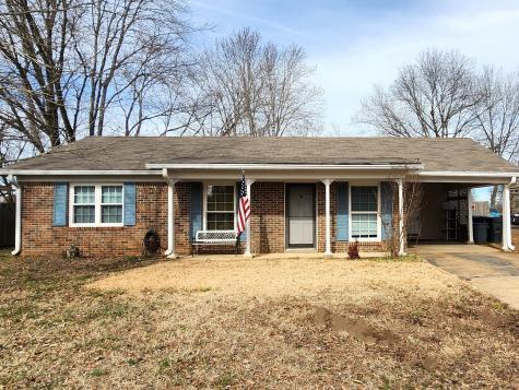 209 Tulip Street Henderson TN 38340