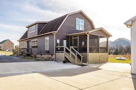 440 Honeysuckle Lane Road Bethpage TN 37022