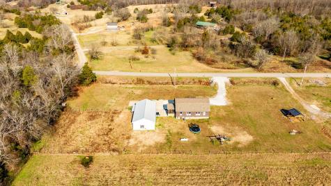 440 Honeysuckle Lane Road Bethpage TN 37022