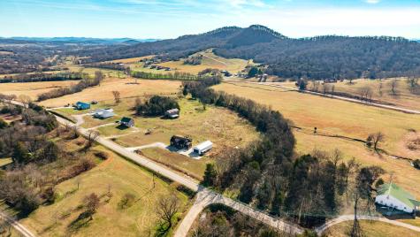 440 Honeysuckle Lane Road Bethpage TN 37022